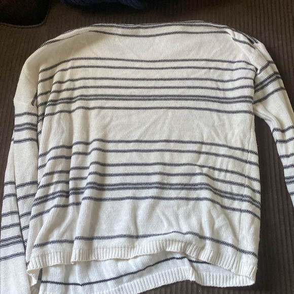 OVERSIZED COMFY SWEATERS!!! - Picture 4 of 12